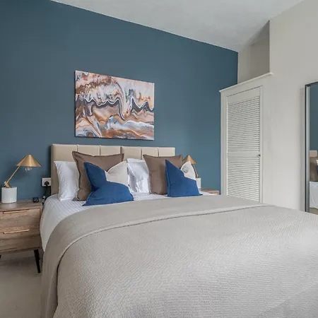 The Gold Vein, Luxury 4br King Bed Holiday home *